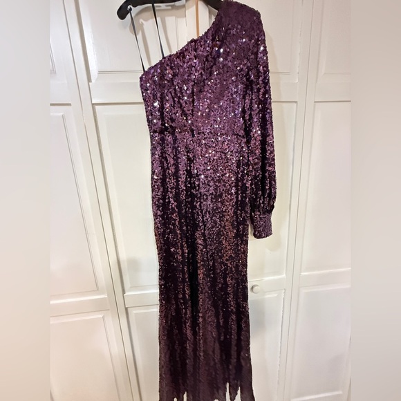 NWT | Mac Duggal 26717 Aubergine Purple Sequined One Shoulder Sleeve Gown Size 6 - Picture 14 of 14